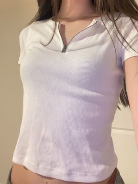 Hollister White Ribbed Short-Sleeve Zip-Neck Tee
